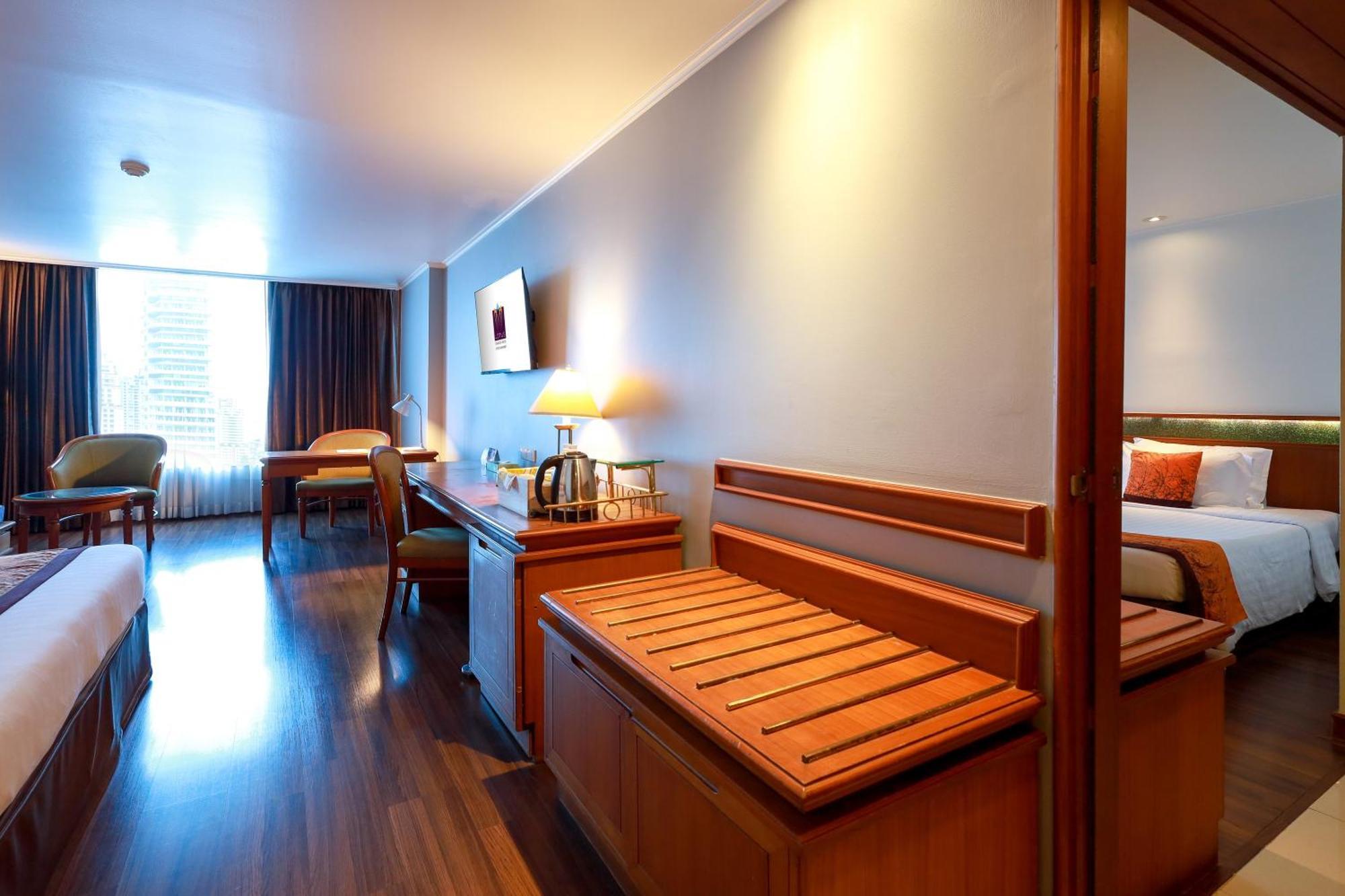 Bangkok Hotel Lotus Sukhumvit 33 By Compass Hospitality Exterior photo
