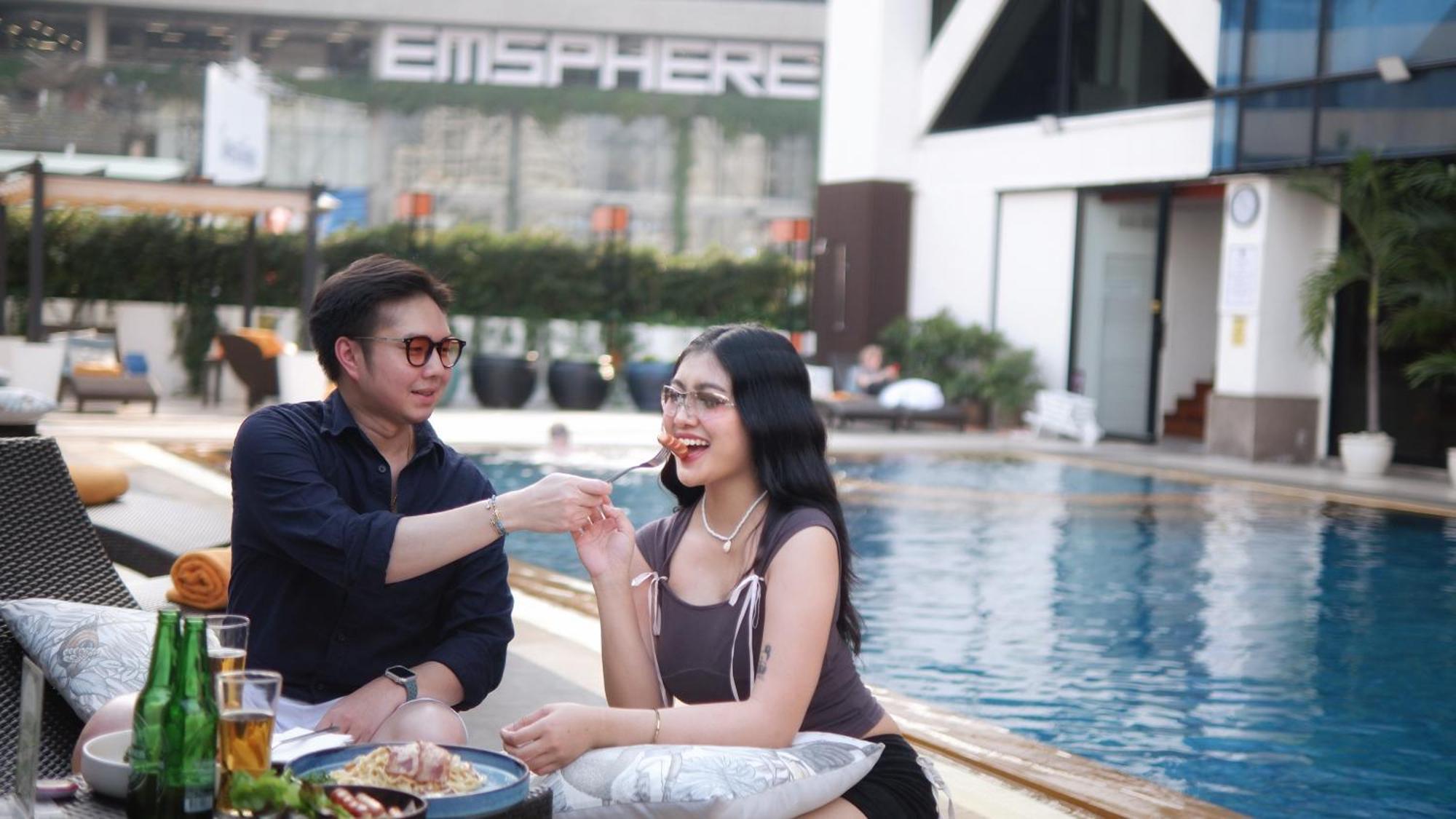 Bangkok Hotel Lotus Sukhumvit 33 By Compass Hospitality Exterior photo